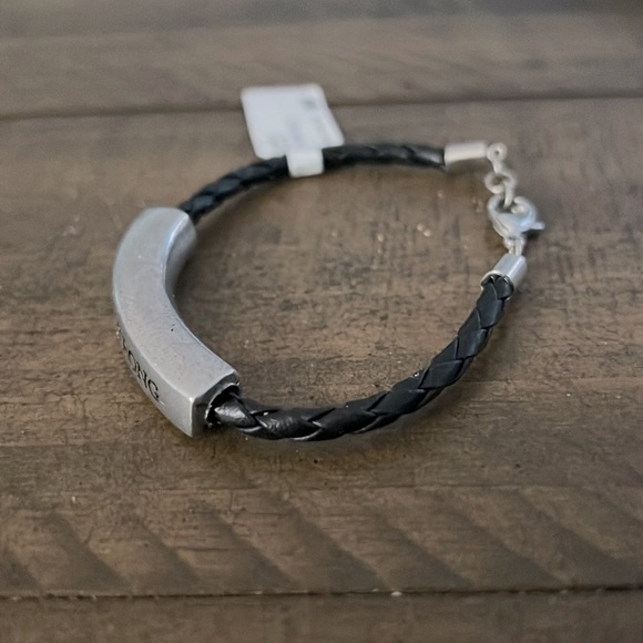 Boston Strong Boston Marathon Bracelet NOS USA - Picture 5 of 5